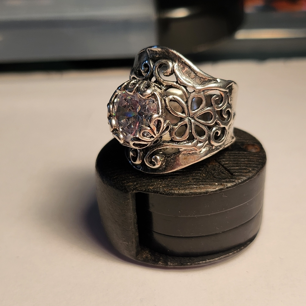 Silver filigree ring